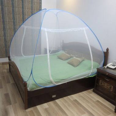 Healthgenie Polyester Premium Foldable Mosquito Net Double Bed With Repair Kit Of 7 Patches Blue