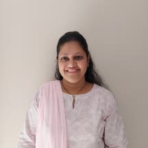 Dr. Naziya Maner