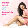 Veet Professional Waxing Strips Kit, 8 Strips for Sensitive Skin thumbnail